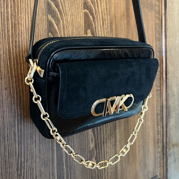 Michael Kors Parker Medium Camera Crossbody LIMITED EDITION - Picture 1 of 8
